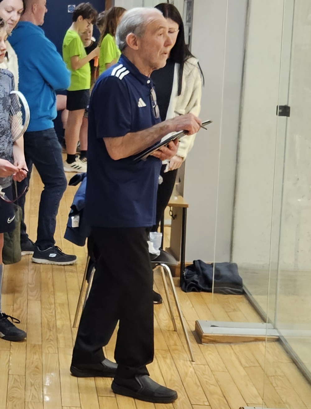 Stan Thornton, England Squash referee from Hampshire Squash, inviting new apprentice referees to train and qualify